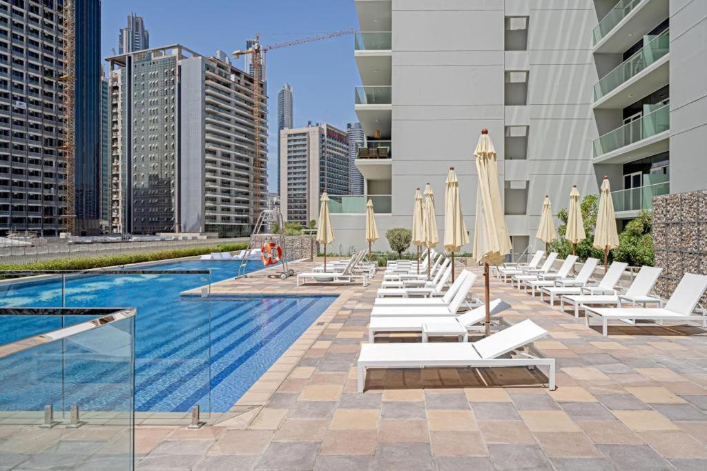 Fantastic One Bedroom Apartment With Burj-Khalifa View Dubái Exterior foto